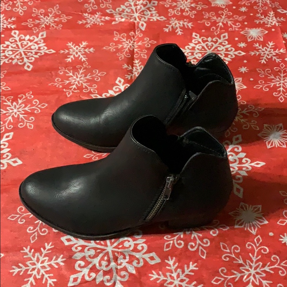 Black booties